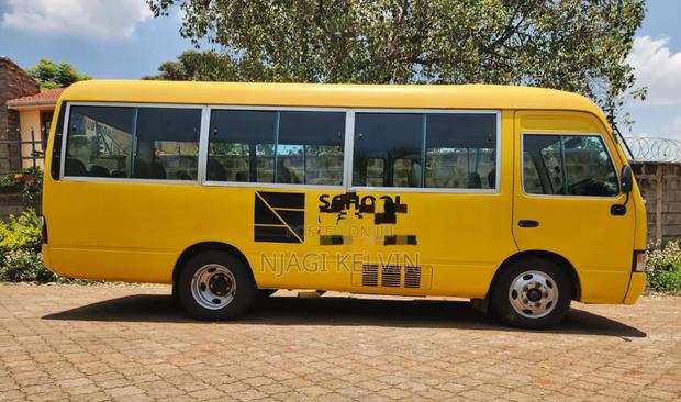 Toyota Coaster 2003 Yellow - thumbnail 5