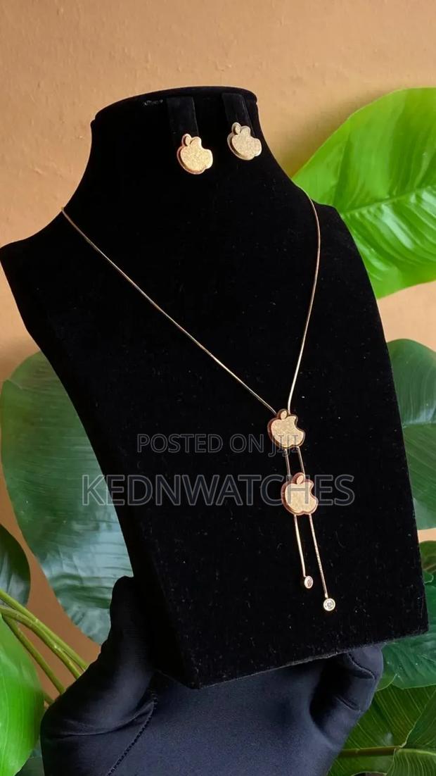 New Stainless Steel Matching Jewellery Set