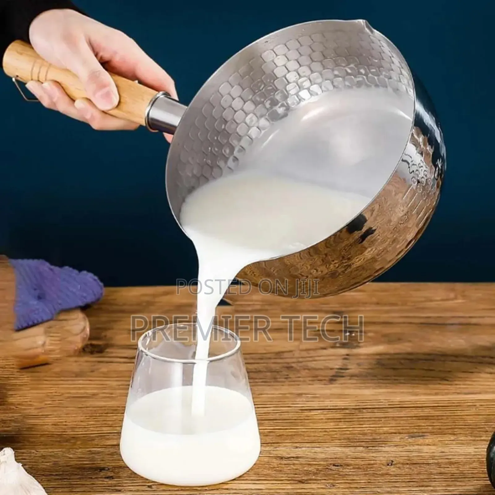 *Stainless Steel Sufuria//Snow// Milk Cookware With Wooden Handle