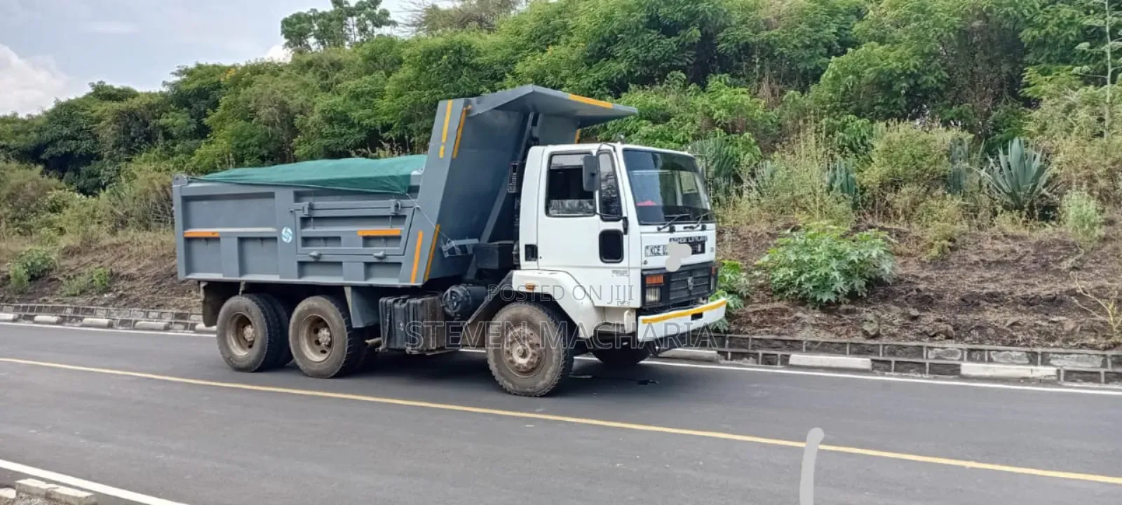 Ashok Leyland 2518