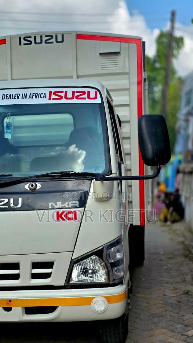 Isuzu NKR Covered Body - thumbnail 3