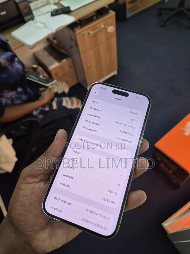 Apple iPhone 14 Pro Max 256 GB Black - thumbnail 3