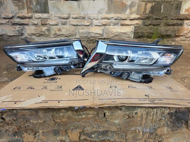 Toyota Prado 165 2018 Xenon Headlights