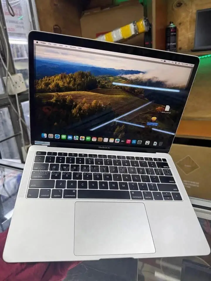 Laptop Apple MacBook Air 2019 8GB Intel Core i5 SSD 256GB