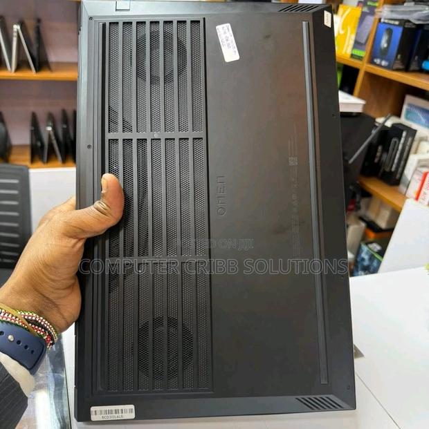 Laptop HP Omen 17 16GB Intel Core i7 SSD 1T - thumbnail 5