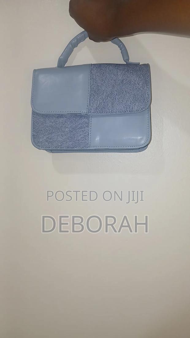 Shoulder Bags - thumbnail 8