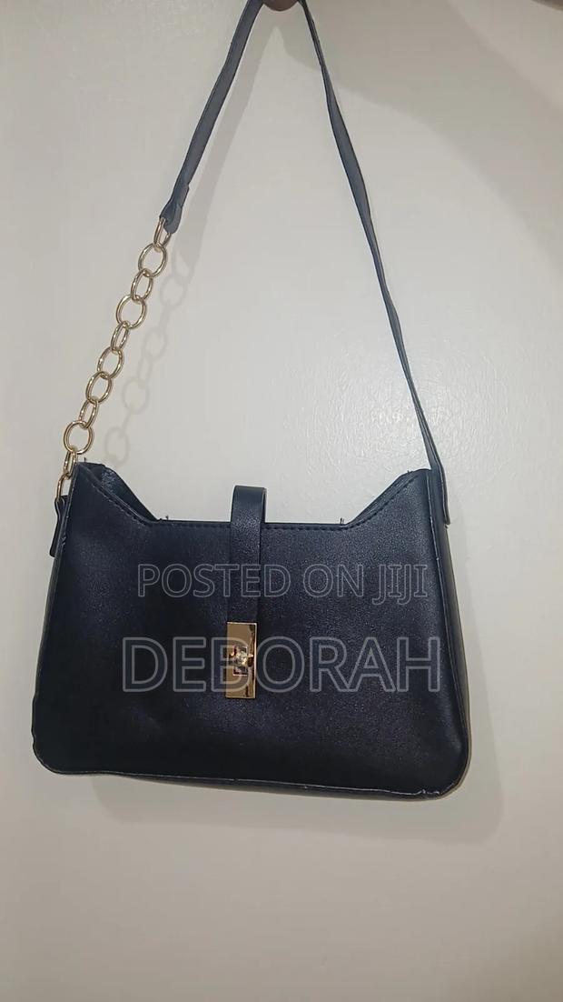 Shoulder Bags - thumbnail 10