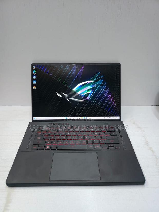 Laptop Asus ROG Zephyrus M16 GU603HR 16GB Intel Core i9 SSD 1T