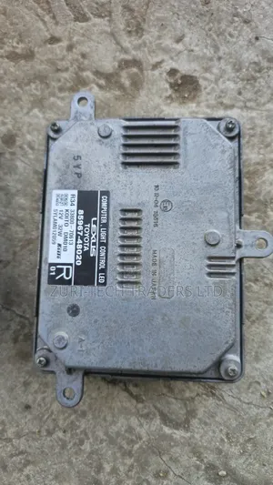 Lexus 570 Headlight Computers