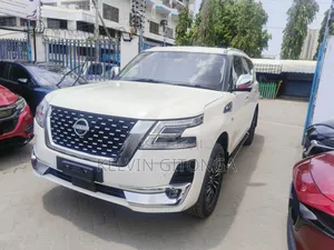 Nissan Patrol 2019 White