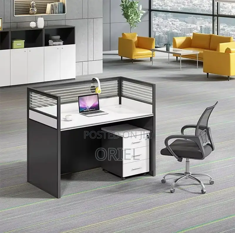 Office Workstation: Individual Staff Office Workstation Desk