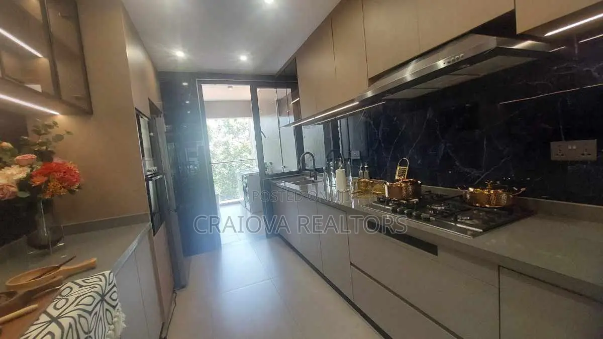 4bdrm Apartment in Muthangari for sale