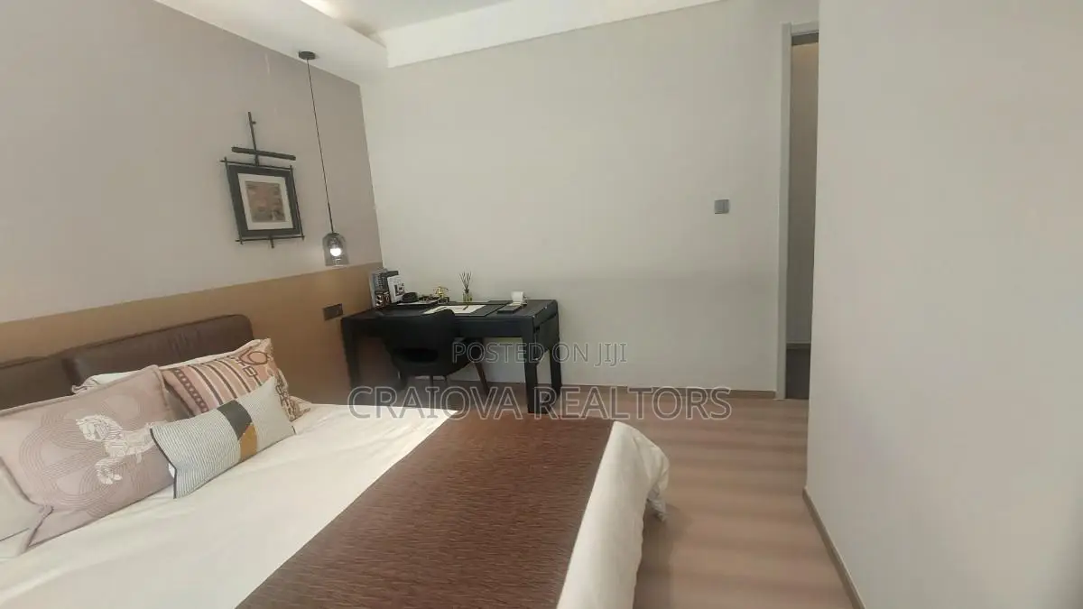 4bdrm Apartment in Muthangari for sale