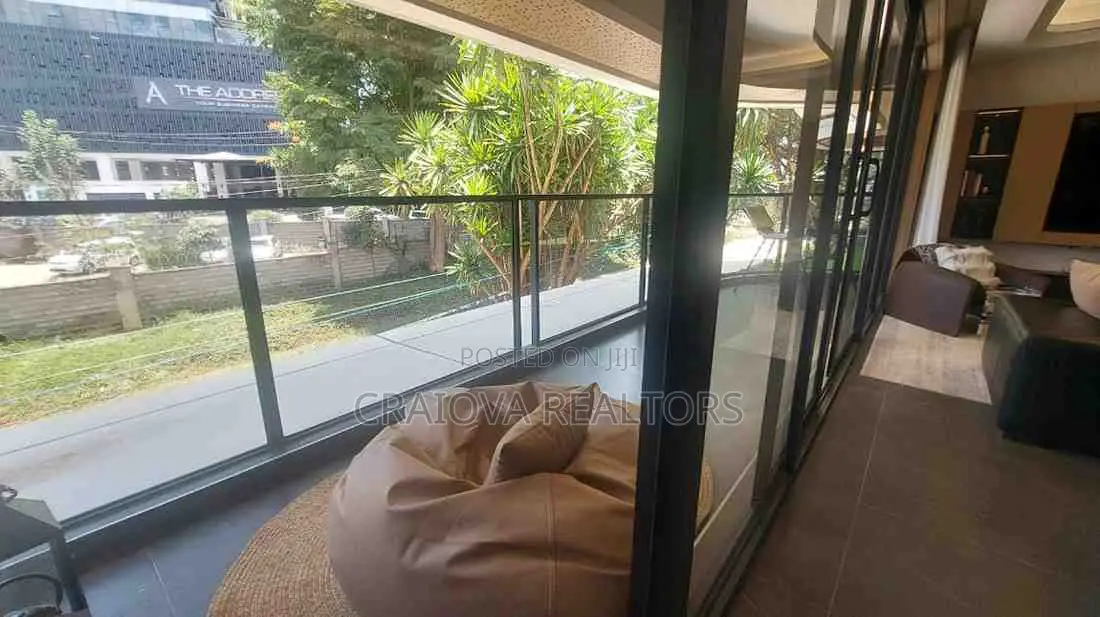 3bdrm Apartment in Muthangari for sale