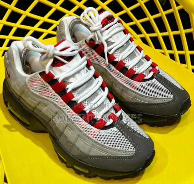 Airmax 95 Solar Red - main view