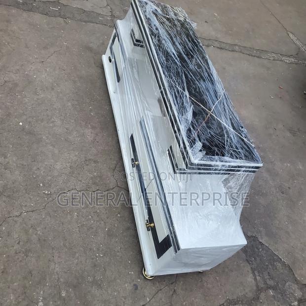 Excutive Tv Stand
