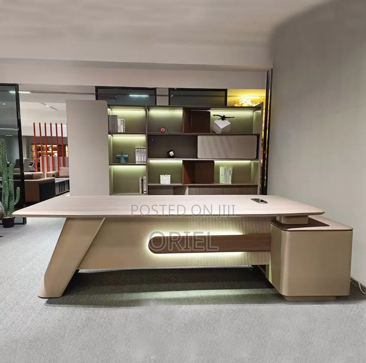 Office Desk: Executive L-Shaped Workstation 180cm