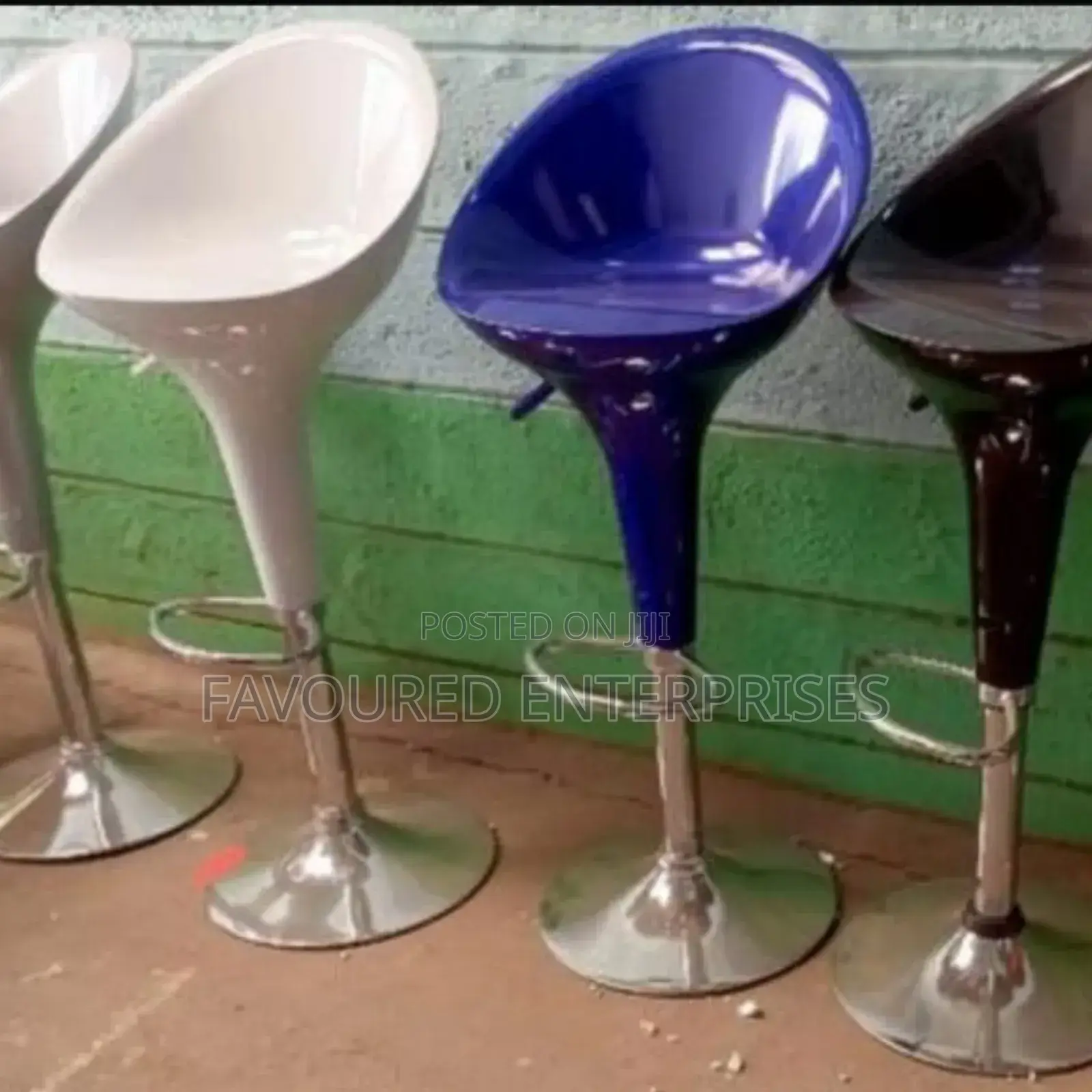 Adjustable Bar Stool White
