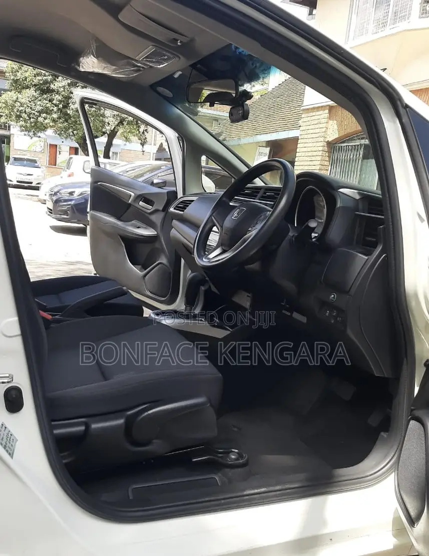 Honda Fit 2018 White