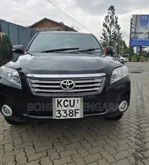 Toyota Vanguard 2012 Black