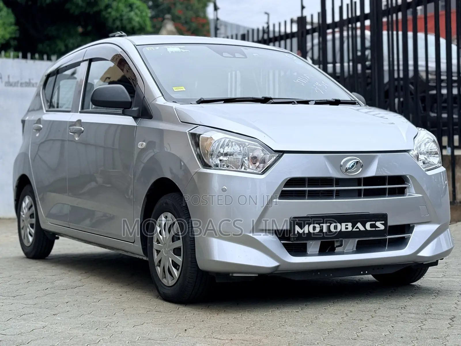 Daihatsu Mira 2020 Silver
