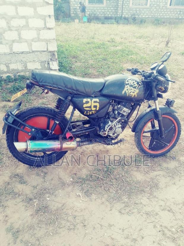 Motorcycle 2024 Black - thumbnail 4