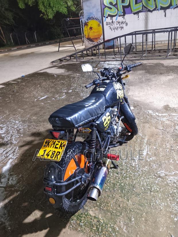 Motorcycle 2024 Black - thumbnail 6