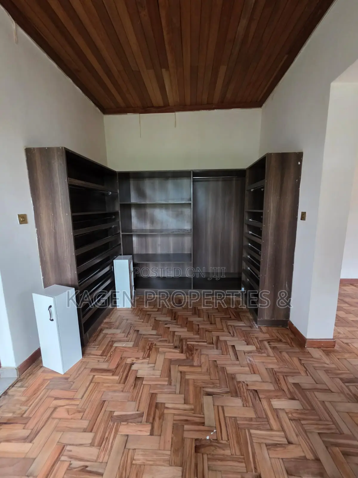 5bdrm Mansion in Karen, Hardy for rent