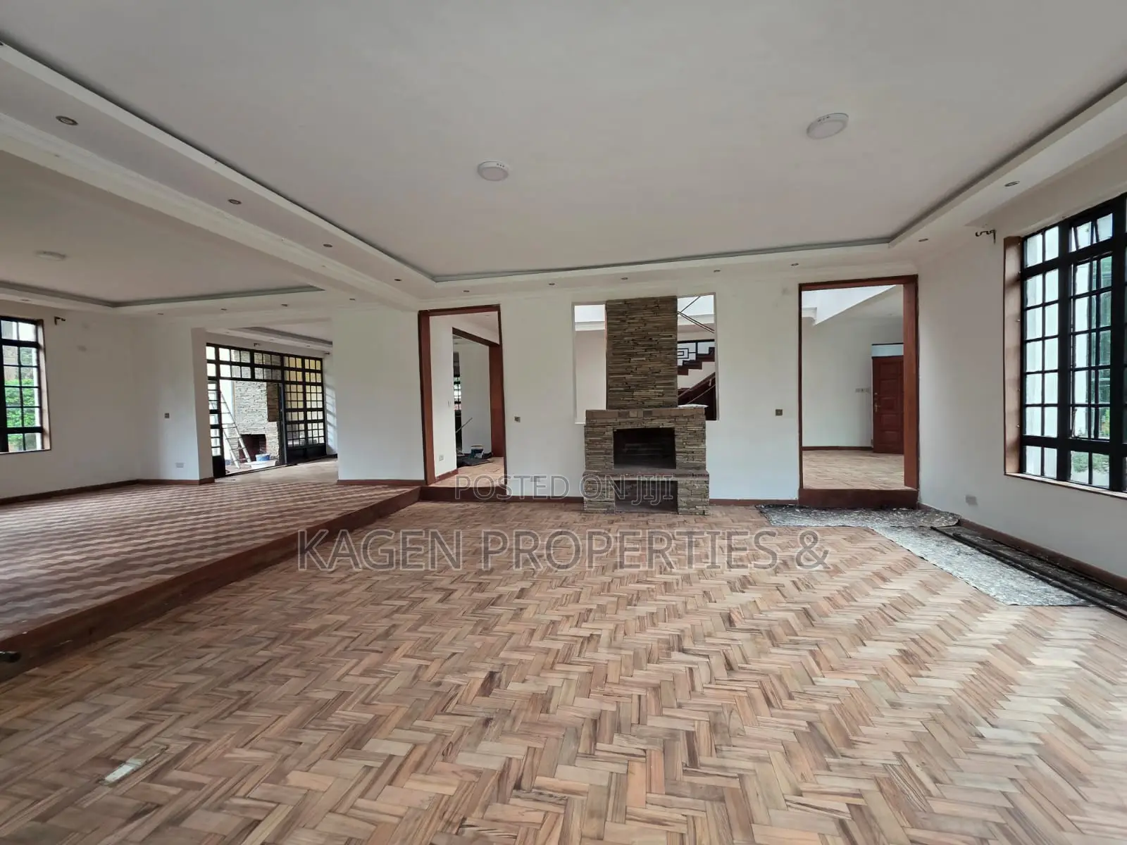 5bdrm Mansion in Karen, Hardy for rent