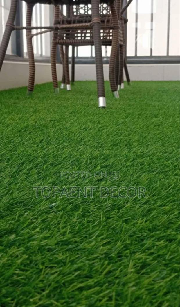 25mm Outdoor Gazeboo Artificial Grass Carpet
