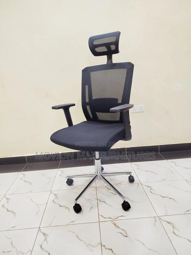Orthopaedic Executive Office Chair - main view