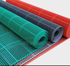 Honeycomb Design Perforated Water Resistant Outdoor Antislip Rugs