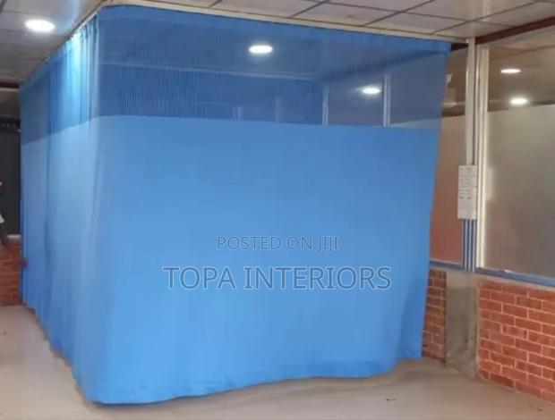 Meshed Top Airy Hospital Partitioning Cubicle Curtains - main view