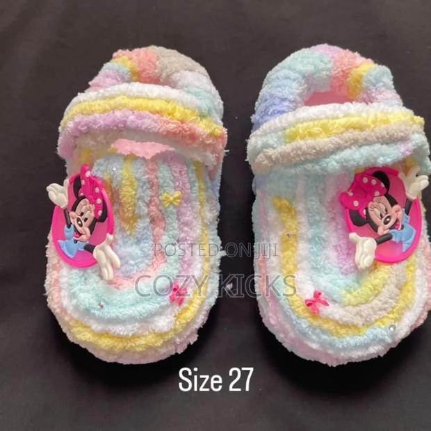 Fluffy Slides and Crocs - thumbnail 3