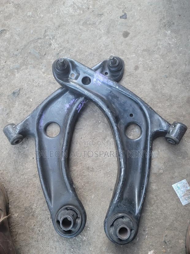 Toyota Axio 161 Lower Control Arms