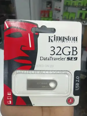 Kingston Digital Datatraveler Se9 32gb Usb 2.0 Flash Drive (32gbzet)