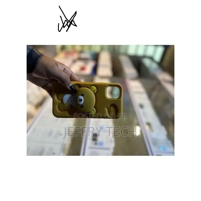 iPhone 13 3d Bee Hello Kitty Face Grip Tok Holder Cartone Case/Cover