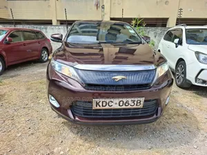 Toyota Harrier 2016 Maroon