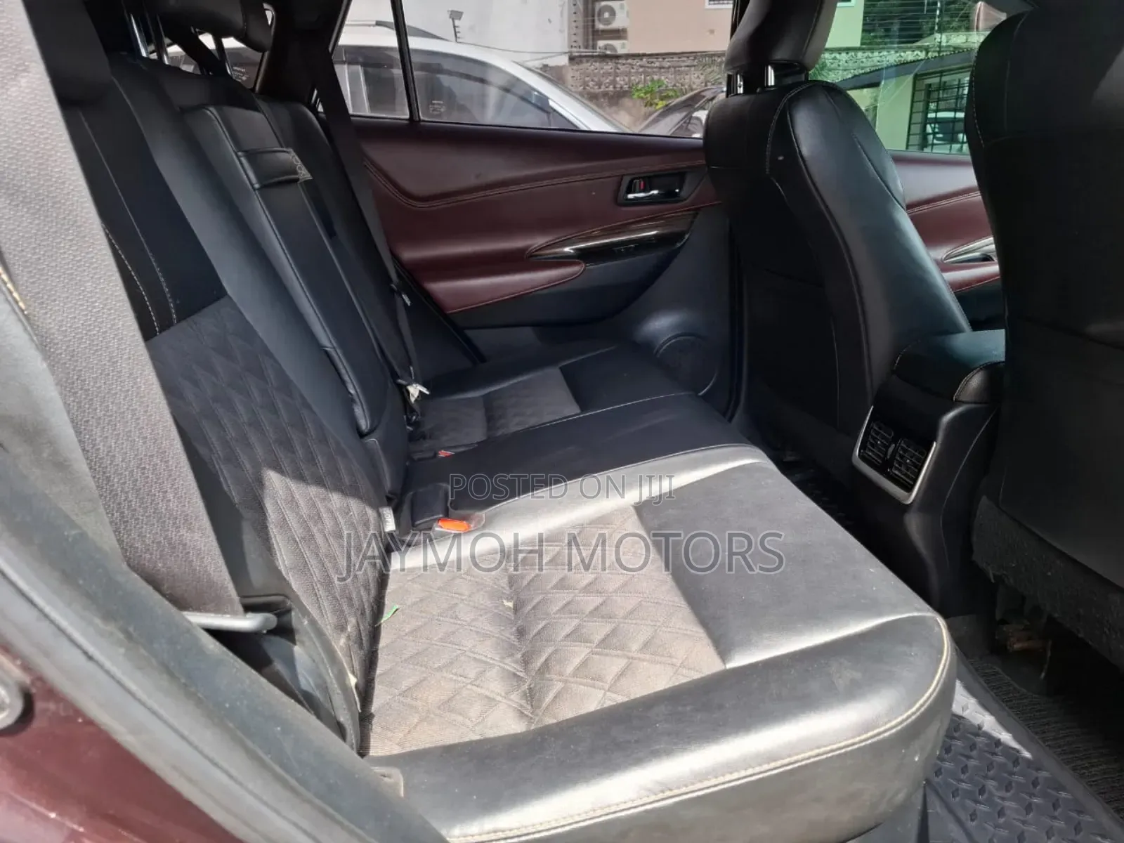 Toyota Harrier 2016 Maroon
