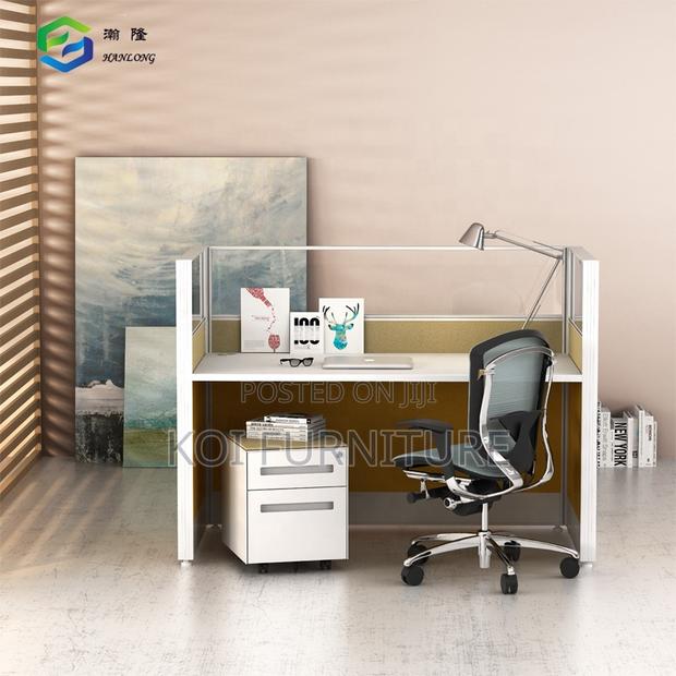Office Desk : One-Way Office Modular Partition Workstation - thumbnail 3