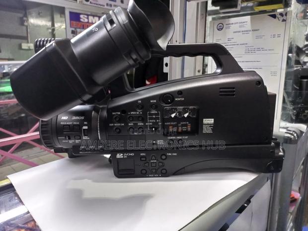 Professional Video Camera for Livestreaming - thumbnail 2