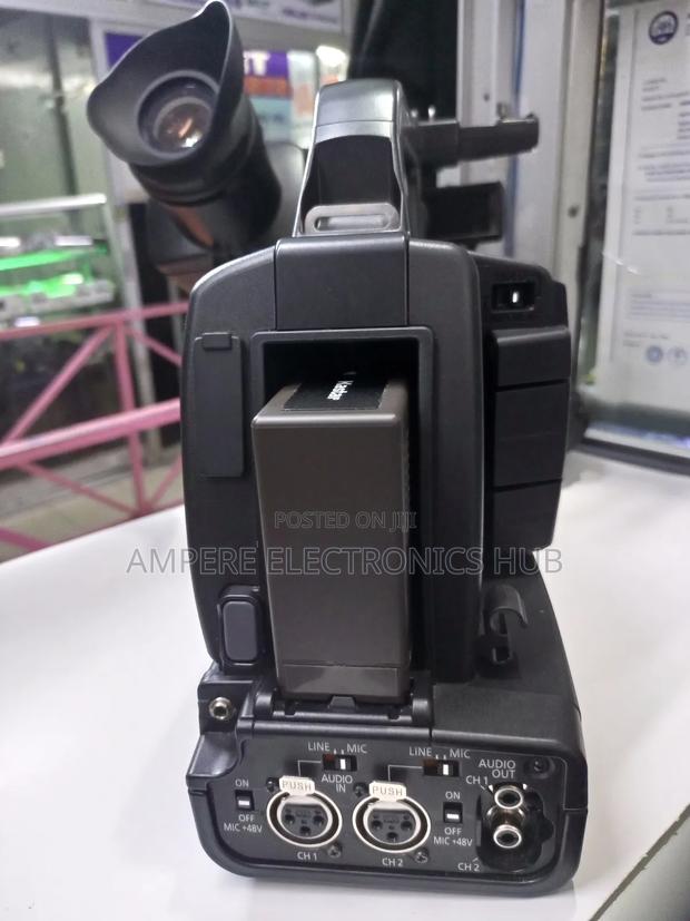 Professional Video Camera for Livestreaming - thumbnail 3