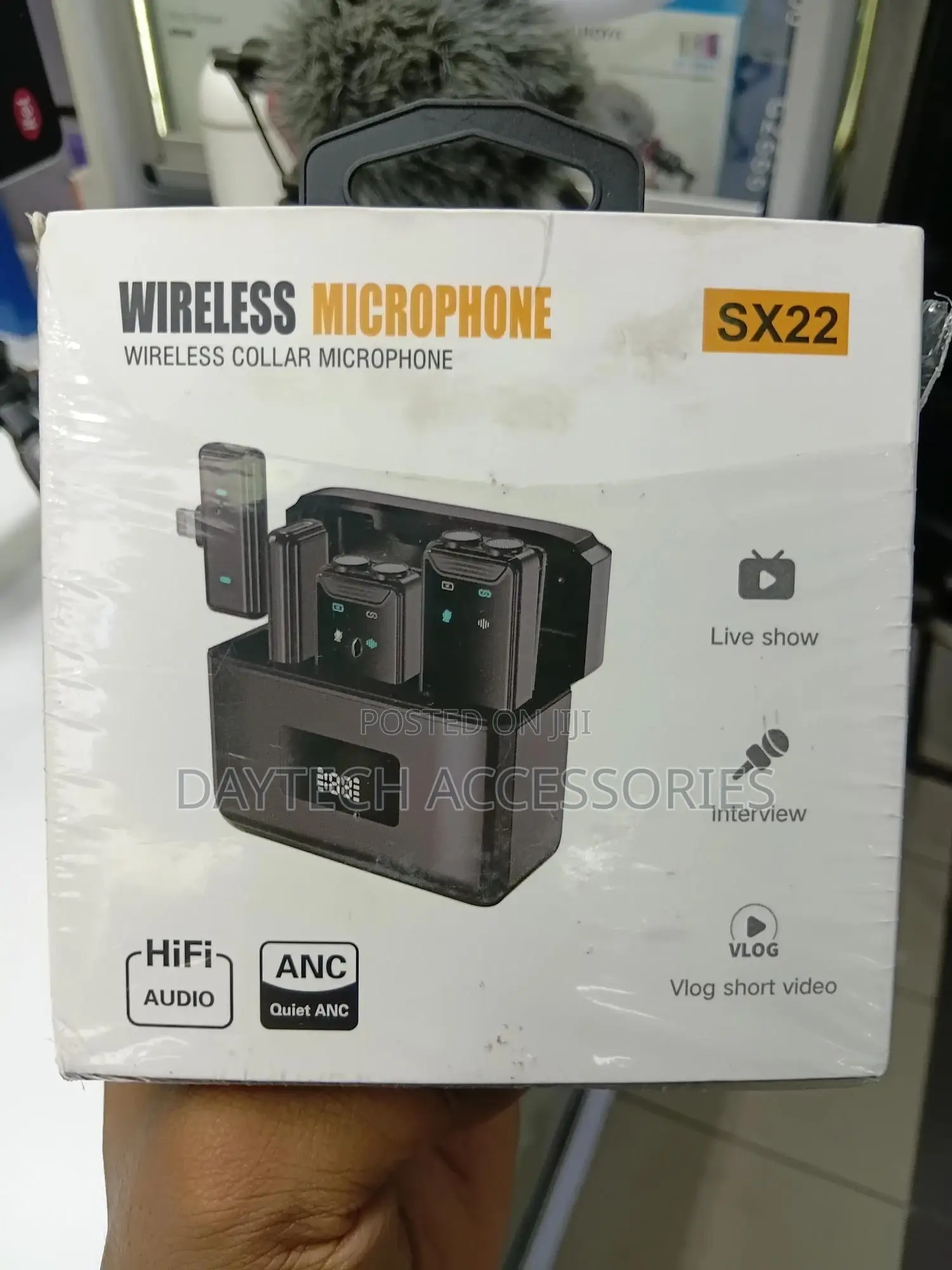 An Sx22 Wireless Collar Microphone Set