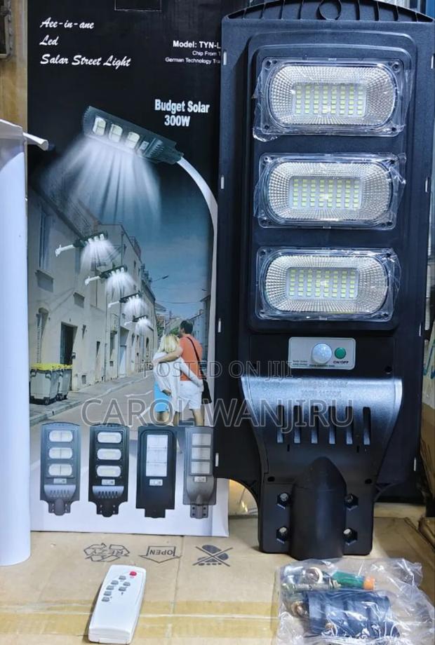 New 300w Solar Street Light + Pole/300q Solar Street Light