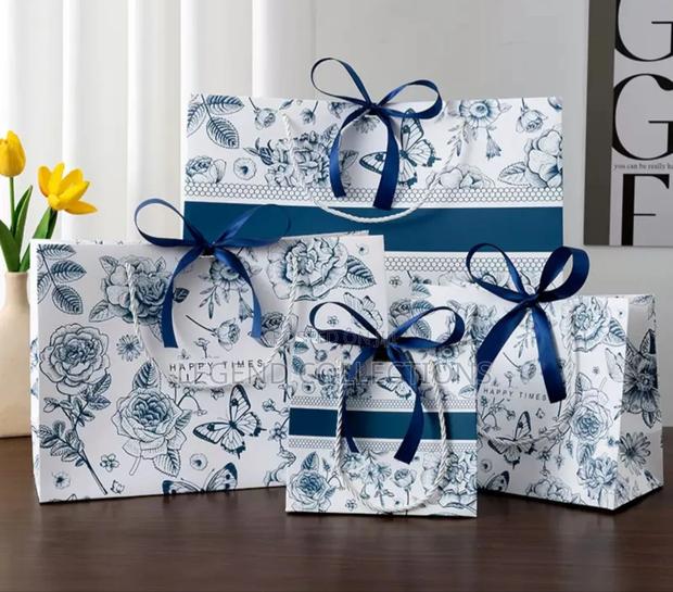 Gift Bags With Ribbon - thumbnail 4