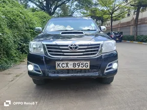 Toyota Hilux 3.0 D-4D 4x4 2012 Matt Black