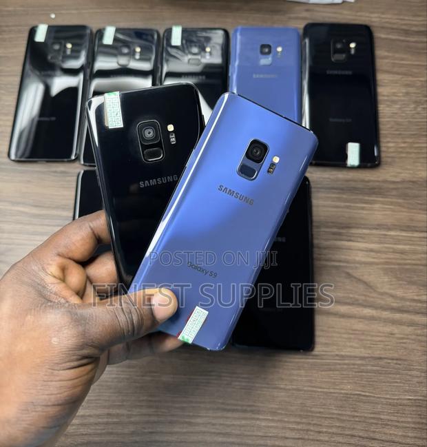 Samsung Galaxy S9 64 GB Black - main view