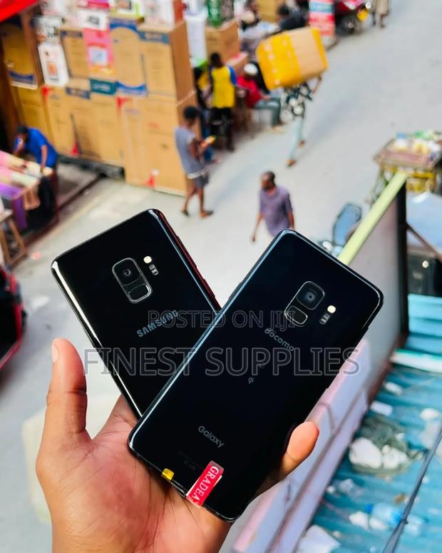 Samsung Galaxy S9 64 GB Black - thumbnail 3