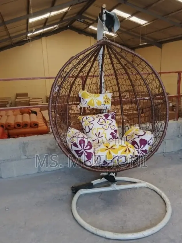 Round Basket Outdoor Swing Chair