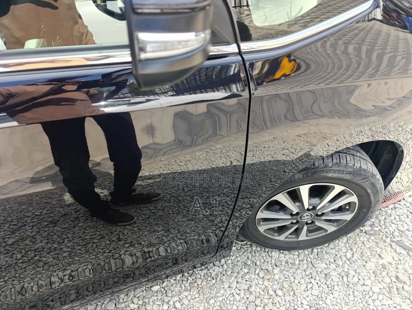 Toyota Esquire 2.0 FWD (7 seater) 2019 Black
